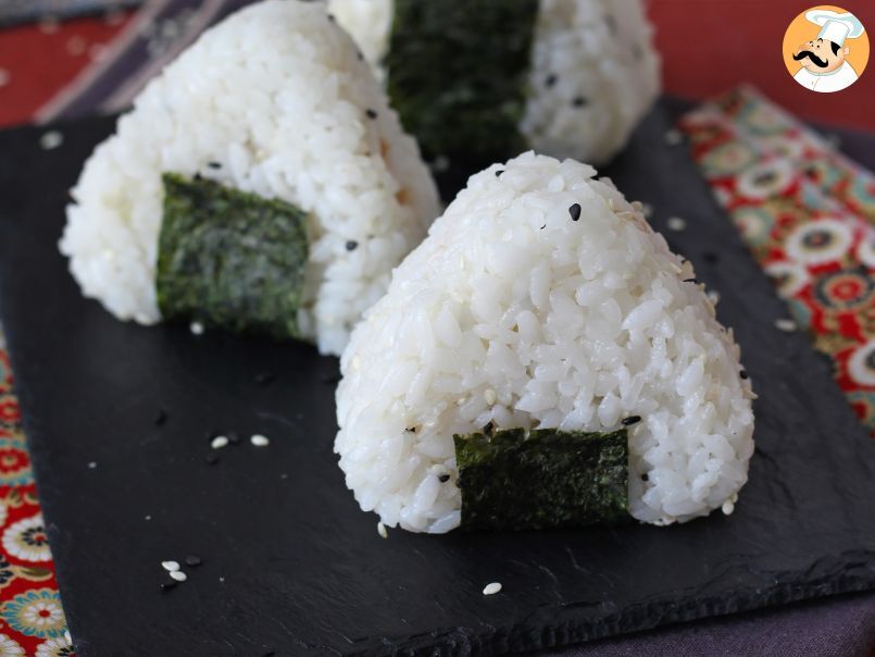 Onigiri de atún, el pequeño sándwich de arroz japonés - おにぎり - foto 4