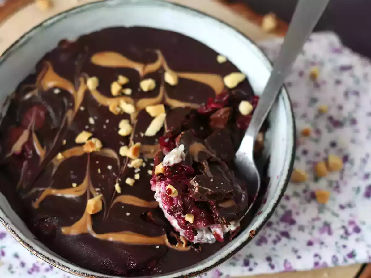 Overnight Oats con frutos rojos y chocolate, ¡un desayuno saludable y delicioso! - foto 2