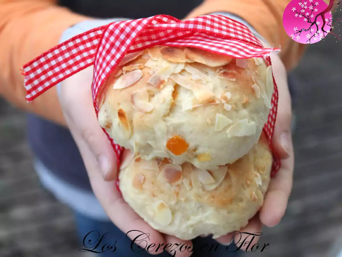 Panecillos de albaricoques secos, almendras y vainilla - Al Olor del Pan