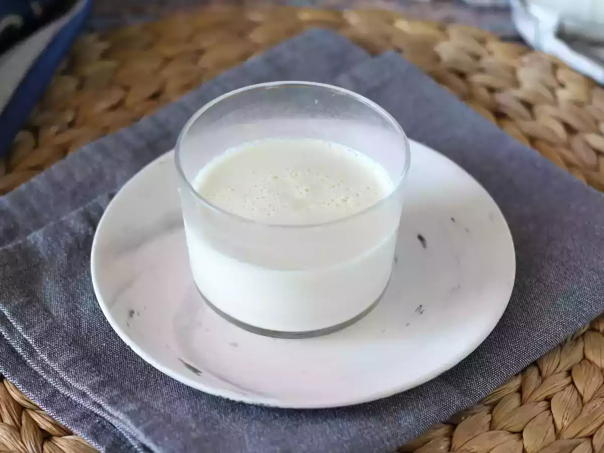 Panna cotta de vainilla casera, la verdadera receta tradicional italiana