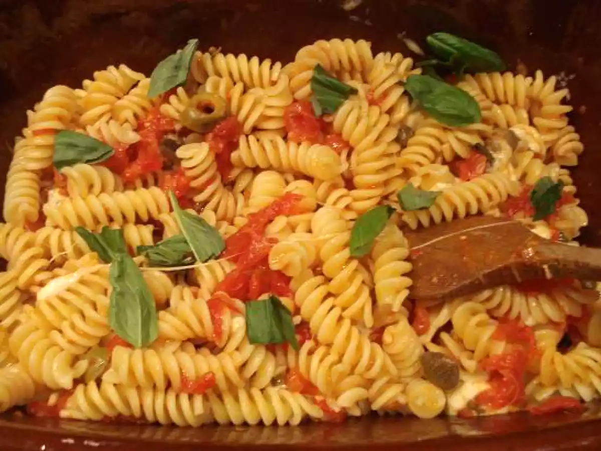 Pasta al forno con mozzarella (Pasta al horno con mozzarella) - foto 2