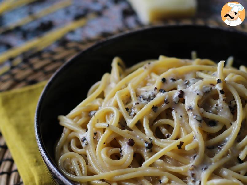 Pasta cacio e pepe: 3 ingredientes, una explosión de sabor - foto 6