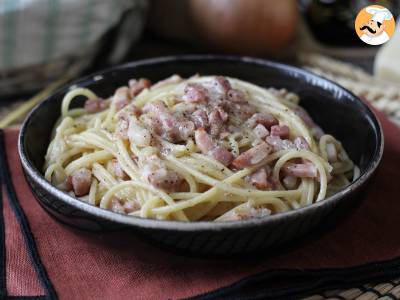 Pasta con bacon: fácil y barata