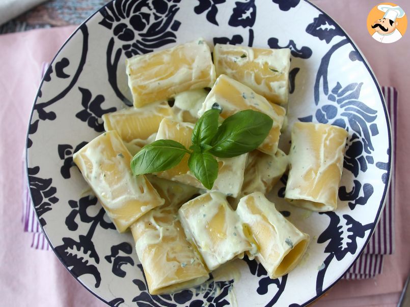 Pasta con crema de ricota y albahaca - foto 4