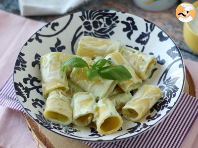 Pasta con crema de ricota y albahaca