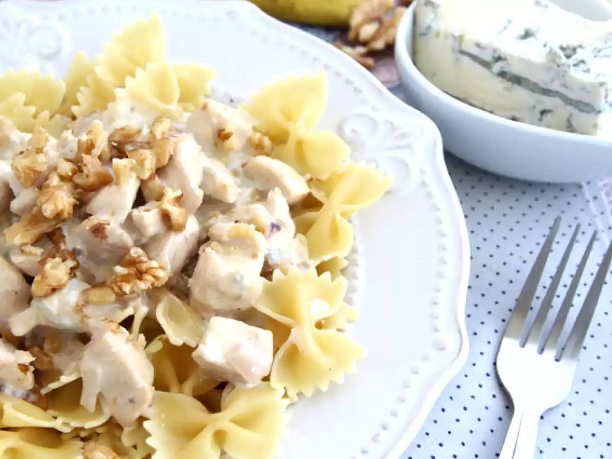 Pasta con pollo y salsa gorgonzola - foto 4