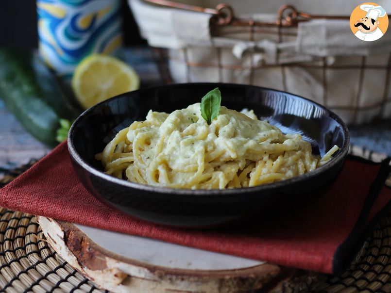 Pasta cremosa con calabacines y yogur griego - foto 4