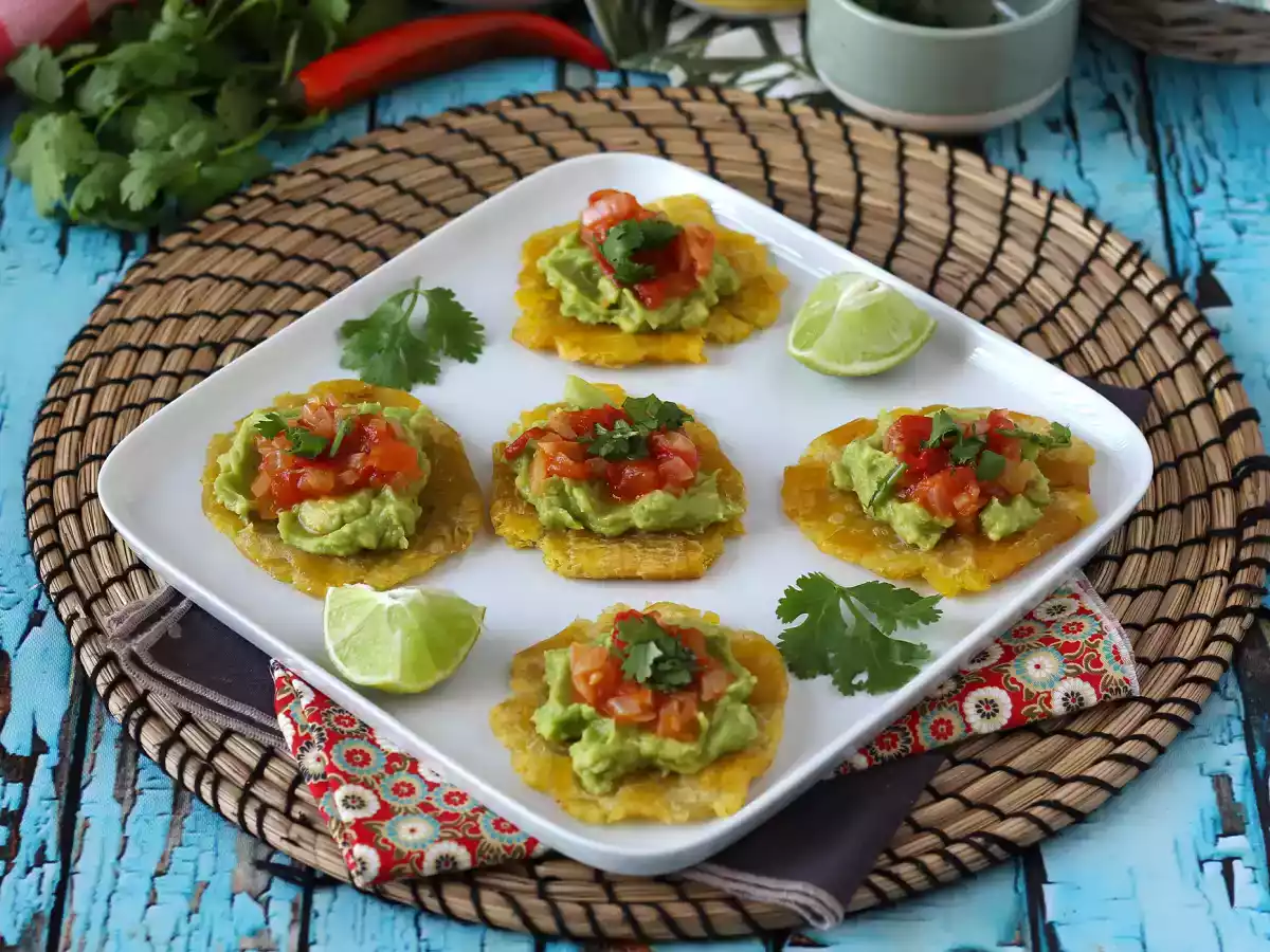 Patacones con hogao y guacamole - foto 4