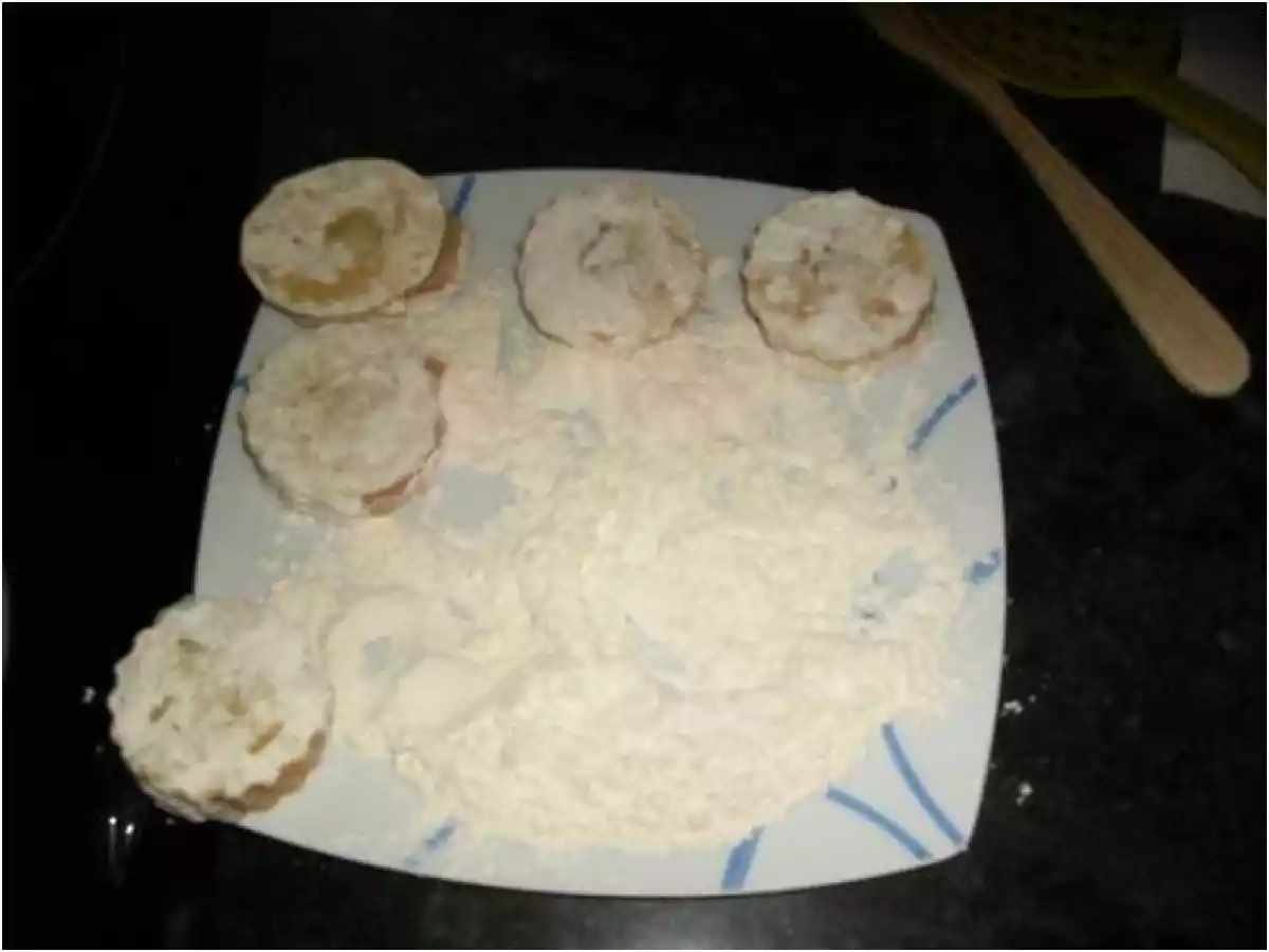 PATATAS A LA IMPORTANCIA RELLENAS - foto 4