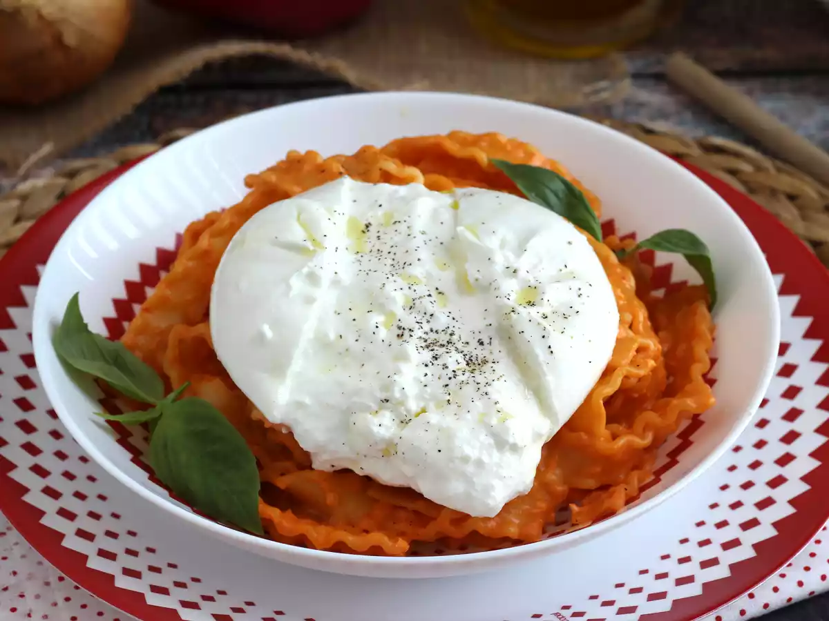 Pesto calabrese con pasta y burrata cremosa - foto 4