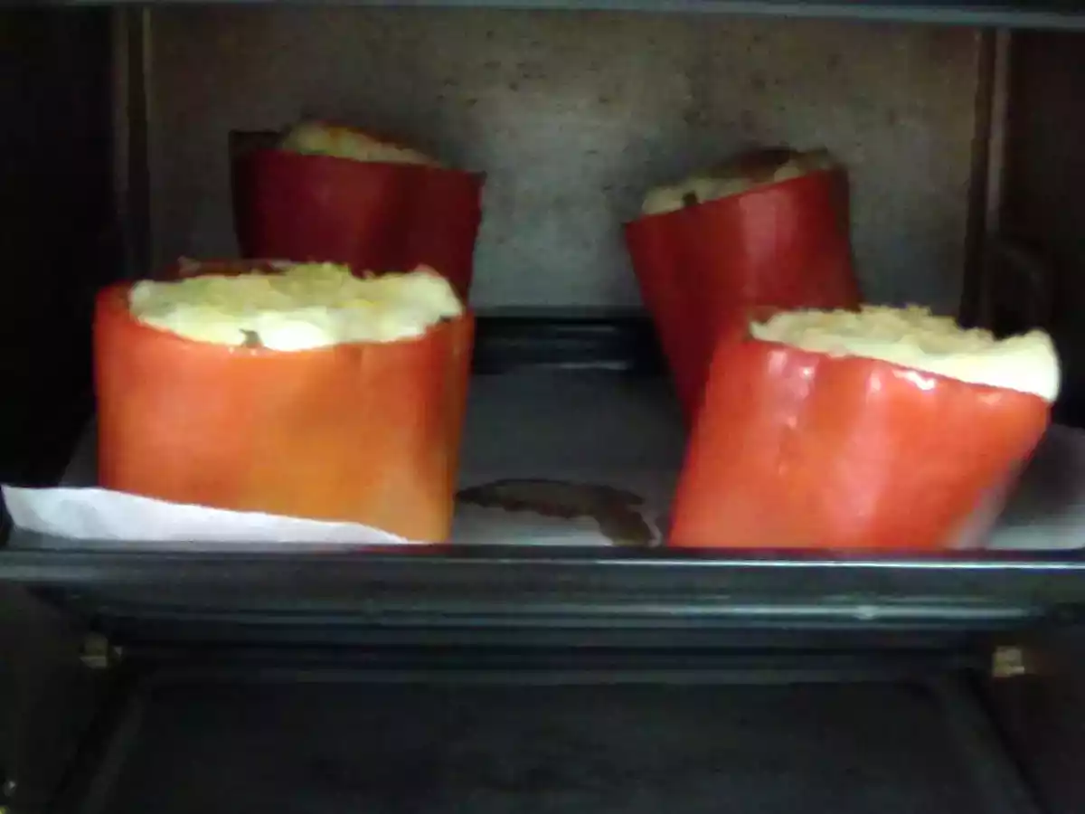 PIMIENTOS RELLENOS DE VERDURA Y ALIOLI - foto 2