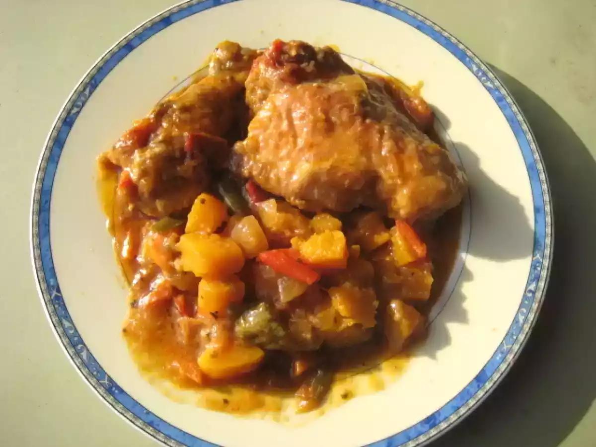 POLLO DE CORRAL A LA CAZUELA CON CALABAZA - foto 3