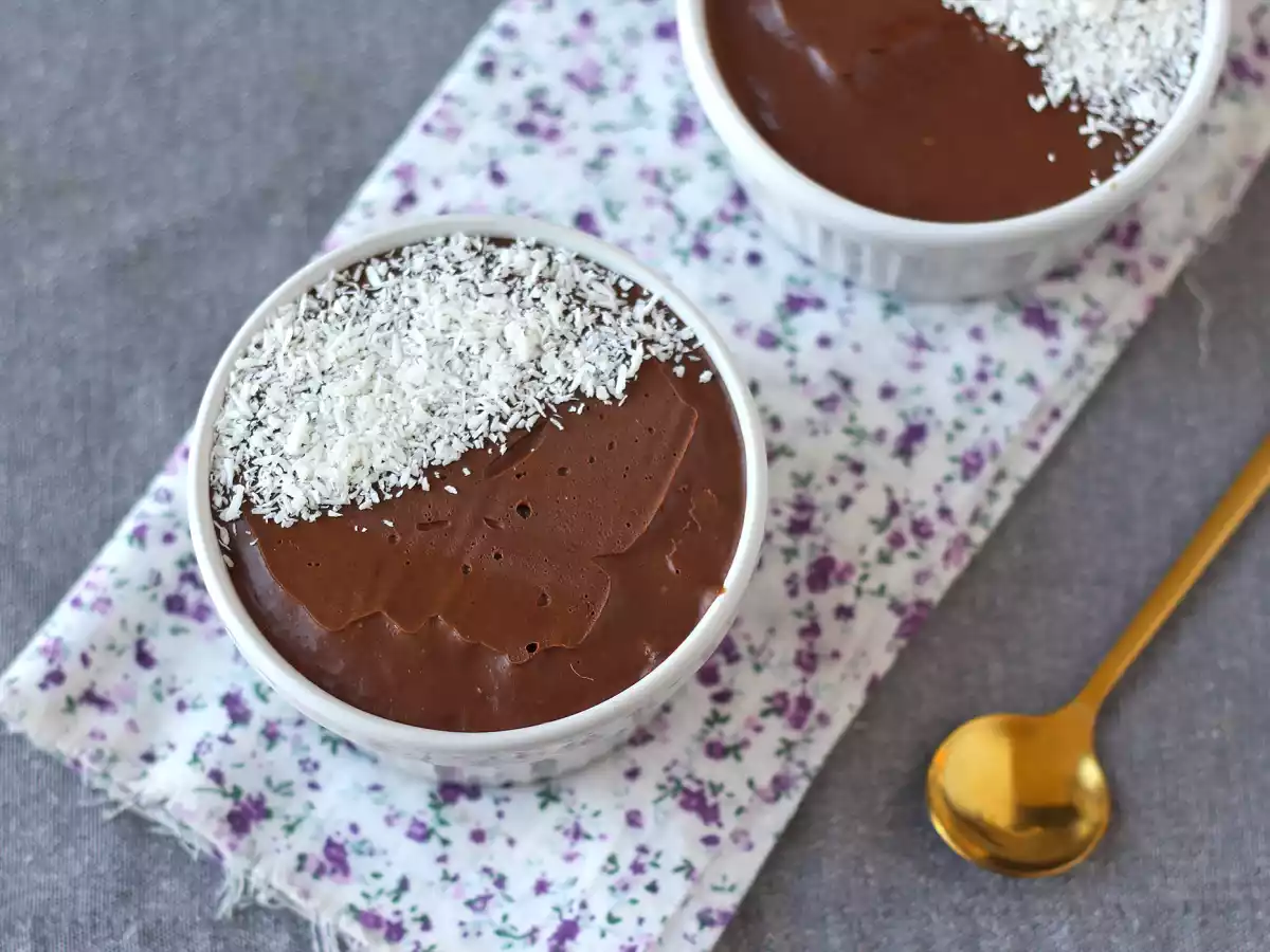 Postre de chocolate con sólo 2 ingredientes - foto 4