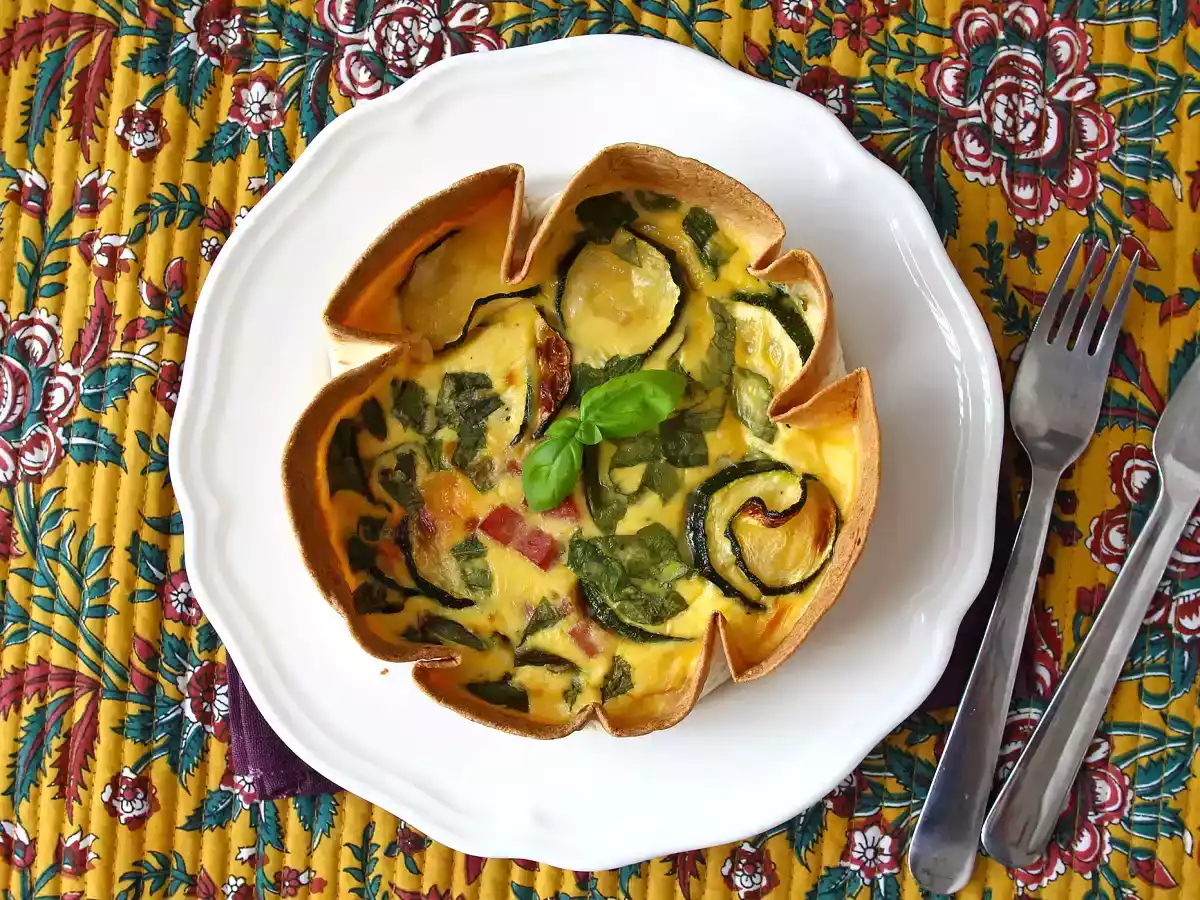 Quiche rústica con base de tortilla de trigo: ligera, doradita y muy rica - foto 5