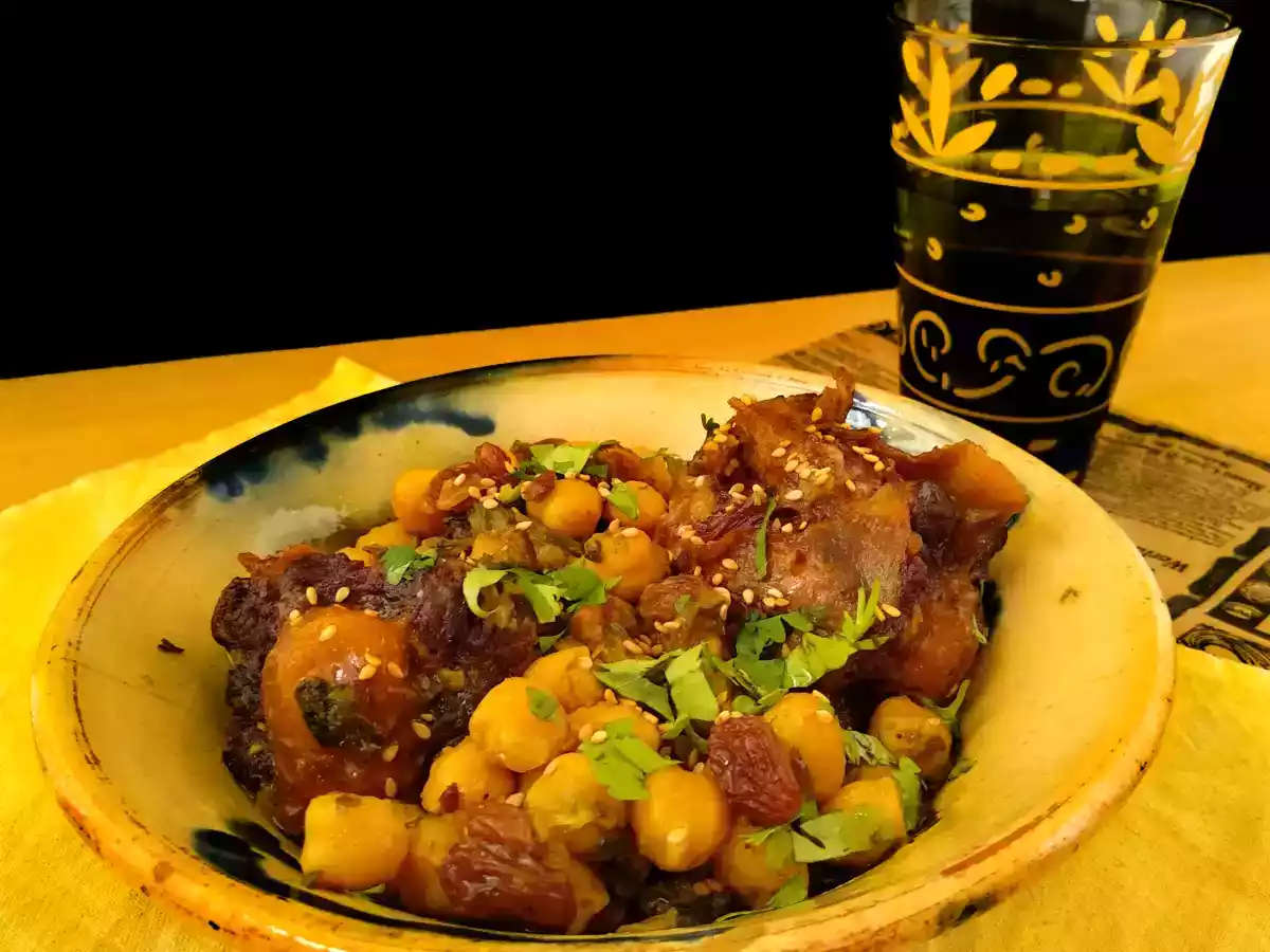 Rabo de ternera con garbanzos {receta marroquí}