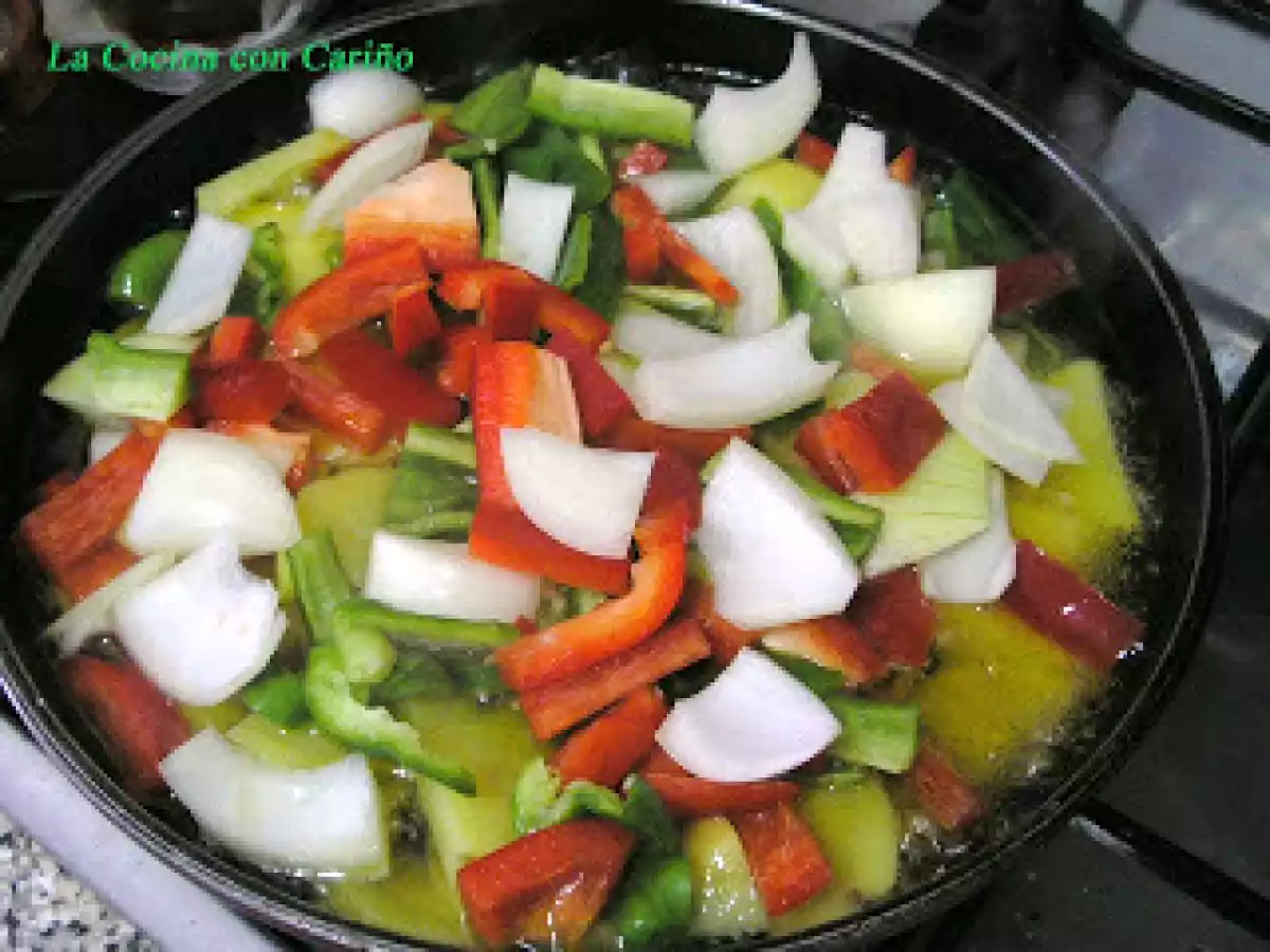 Revuelto con quesos y papas a lo pobre - foto 2