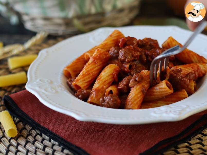 Salsa de tomate y salchicha fresca: sabrosa y fácil de preparar - foto 4