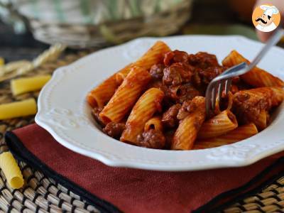 Salsa de tomate y salchicha fresca: sabrosa y fácil de preparar - foto 4