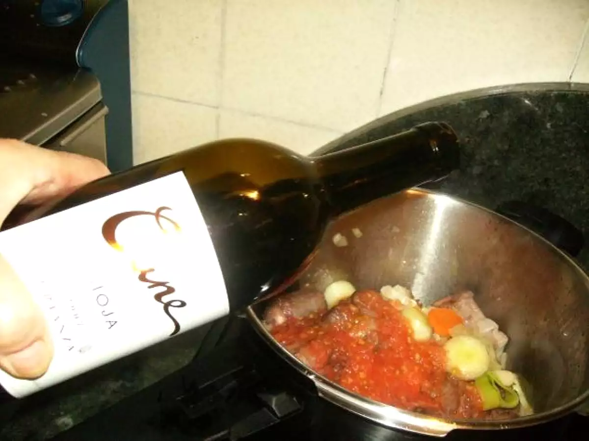 Saquitos de rabo de toro - foto 5