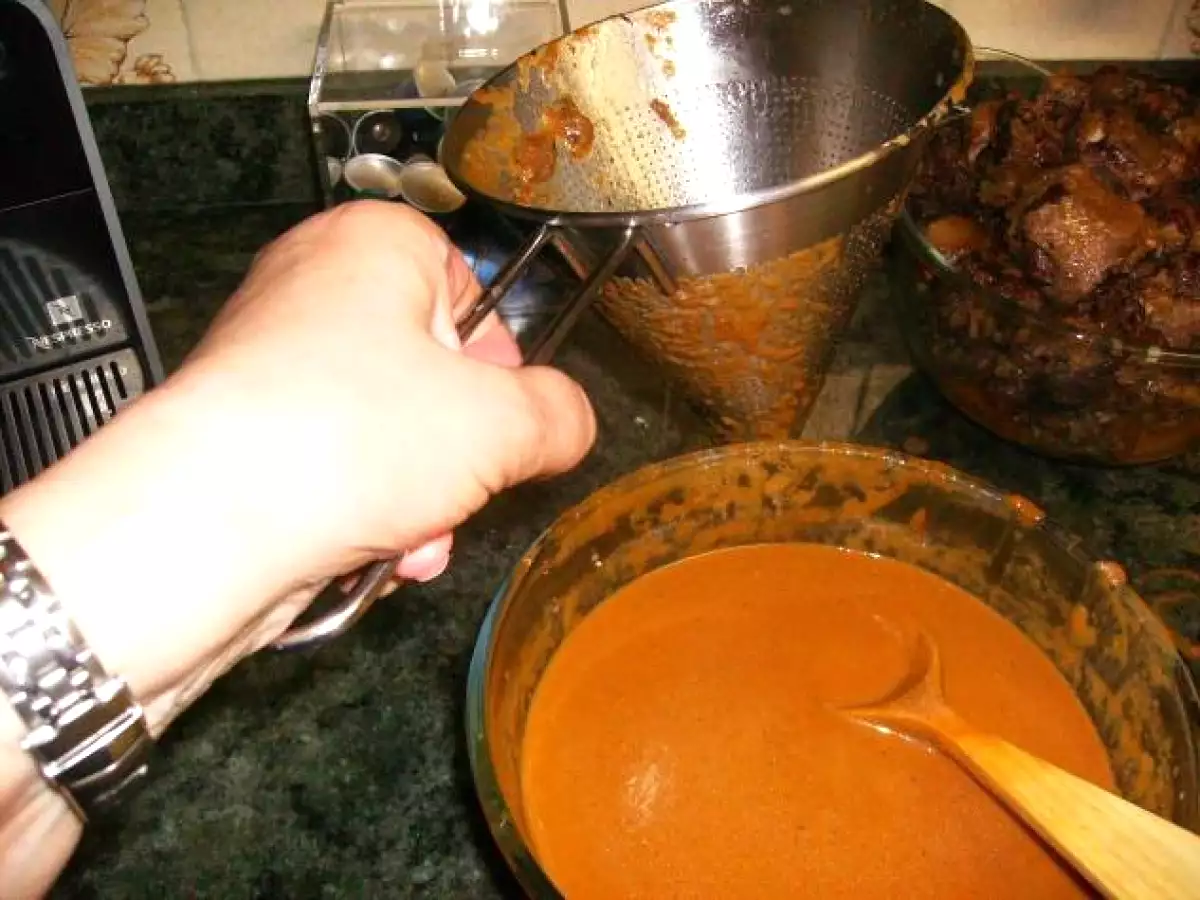 Saquitos de rabo de toro - foto 6