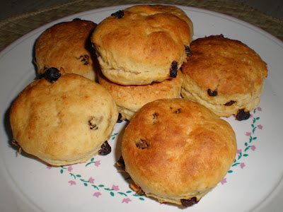 Scones, bollitos ingleses para la hora del té - Receta Petitchef