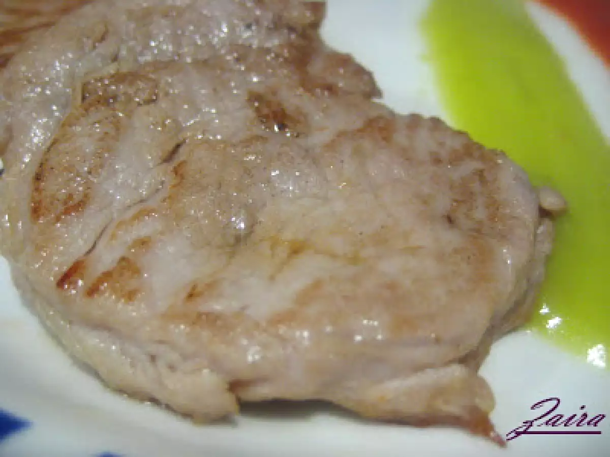 Solomillos de cerdo con coulis de pimiento rojo y verde - foto 2