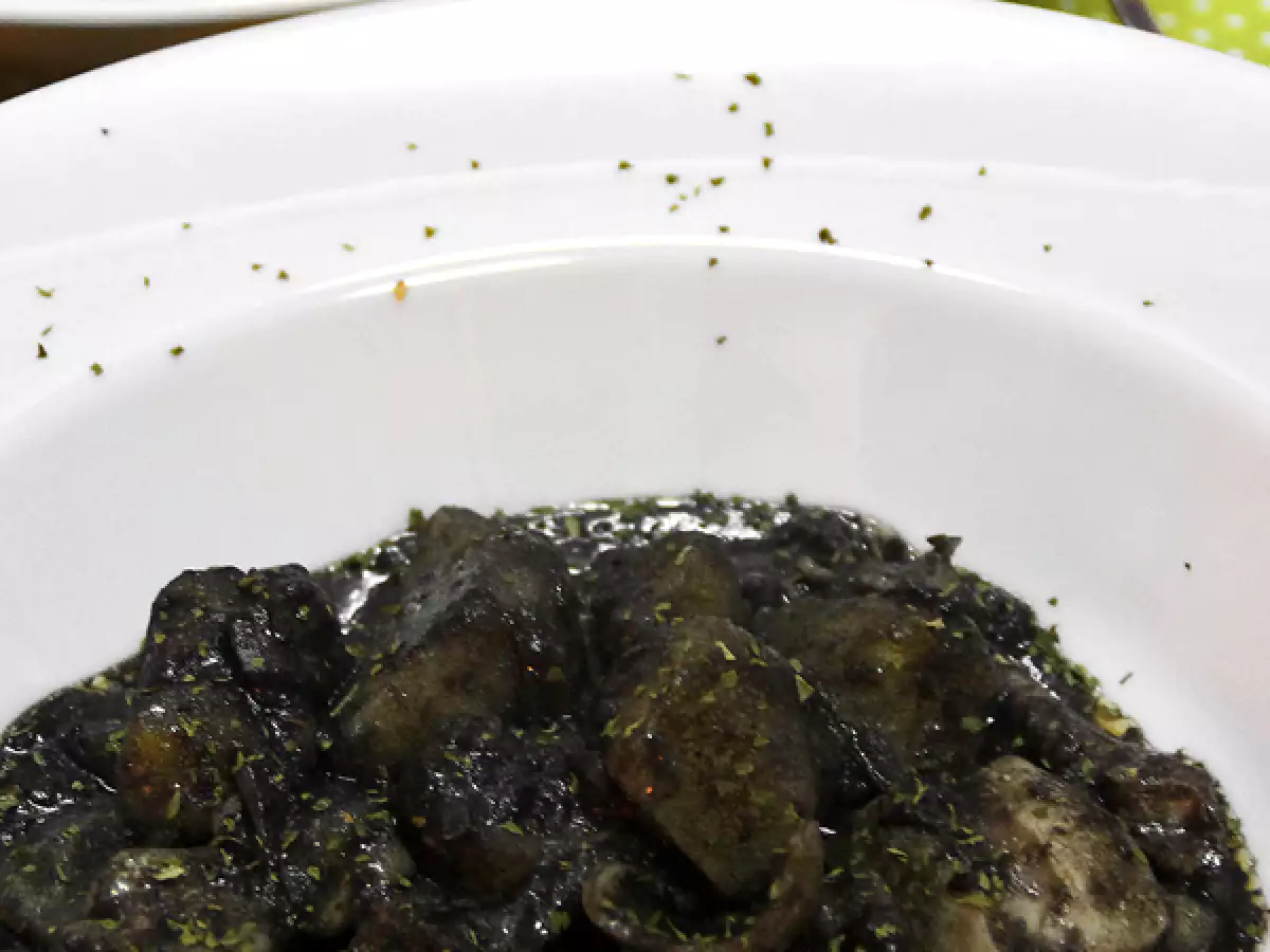 Suquet de sepia en su tinta - foto 2