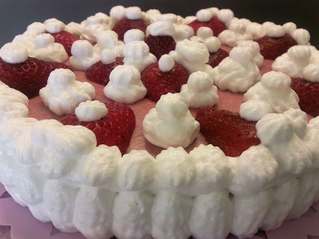 Tarta de fresas con merengue suizo, sin lactosa, thermomix y fussioncook -  Receta Petitchef