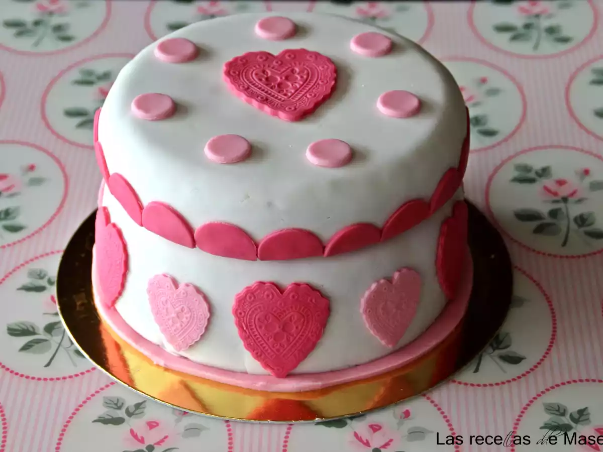 Tarta fondant caja de bombones - foto 4