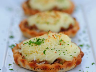 TARTALETAS DE CARNE Y PURÉ DE PATATA