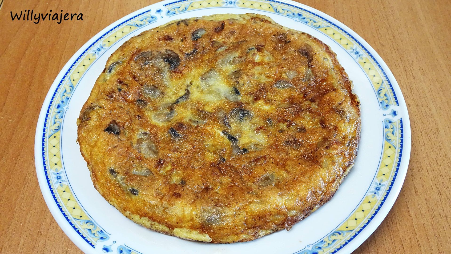 Tortilla de champiñones y cebolla Receta Petitchef