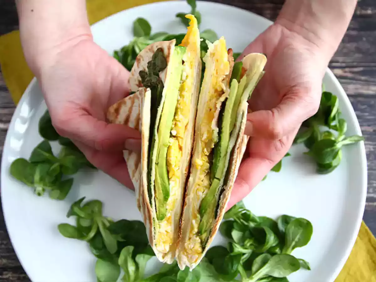 Tortilla wrap estilo brunch