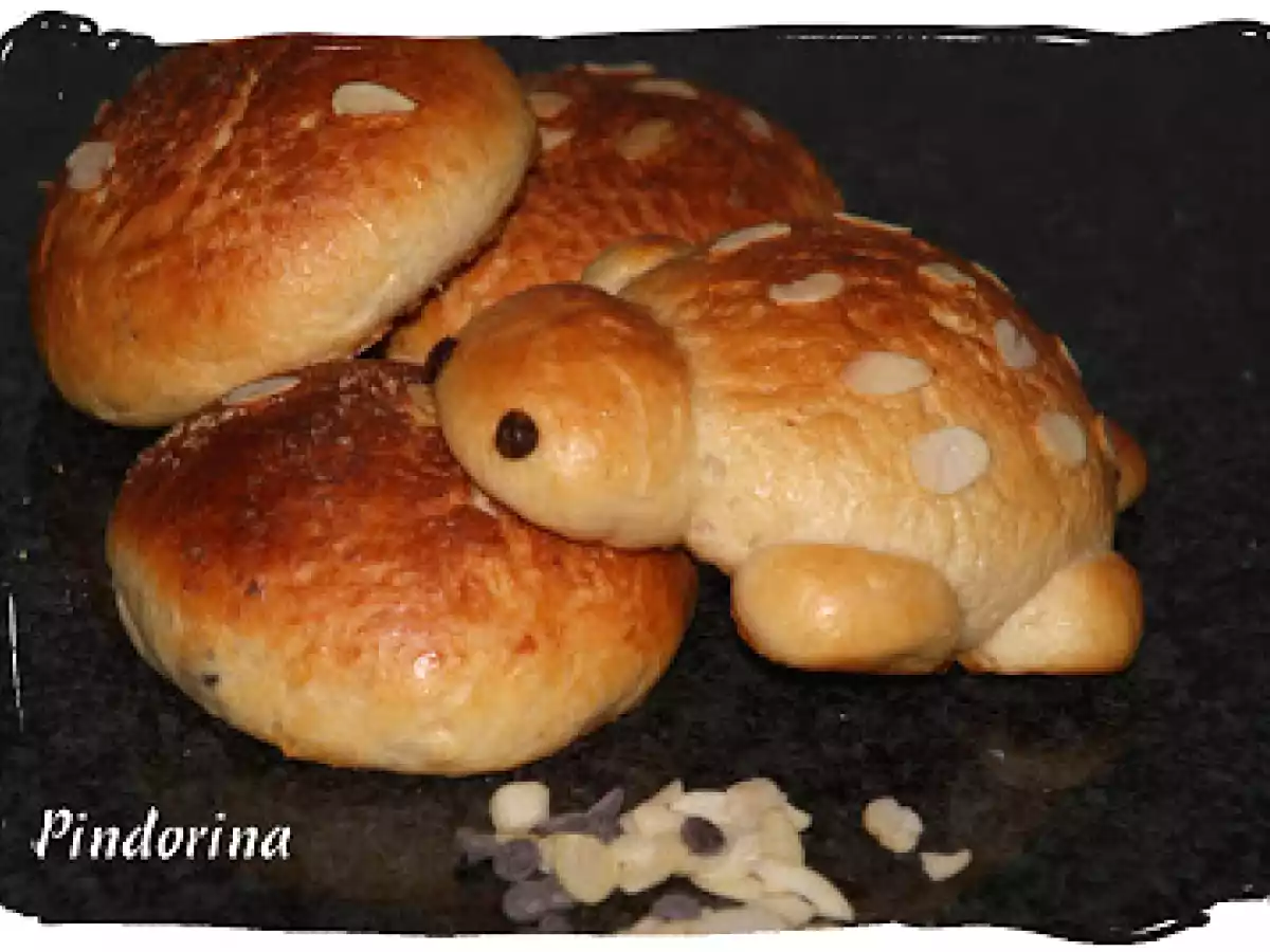 Tortuga dulce y panecillos de pan dulce - foto 3
