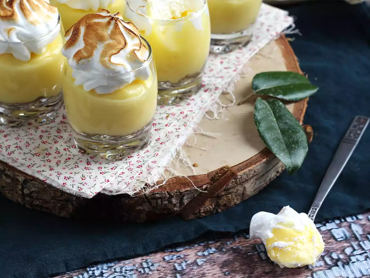 Vasitos de tarta de limón y merengue - foto 5